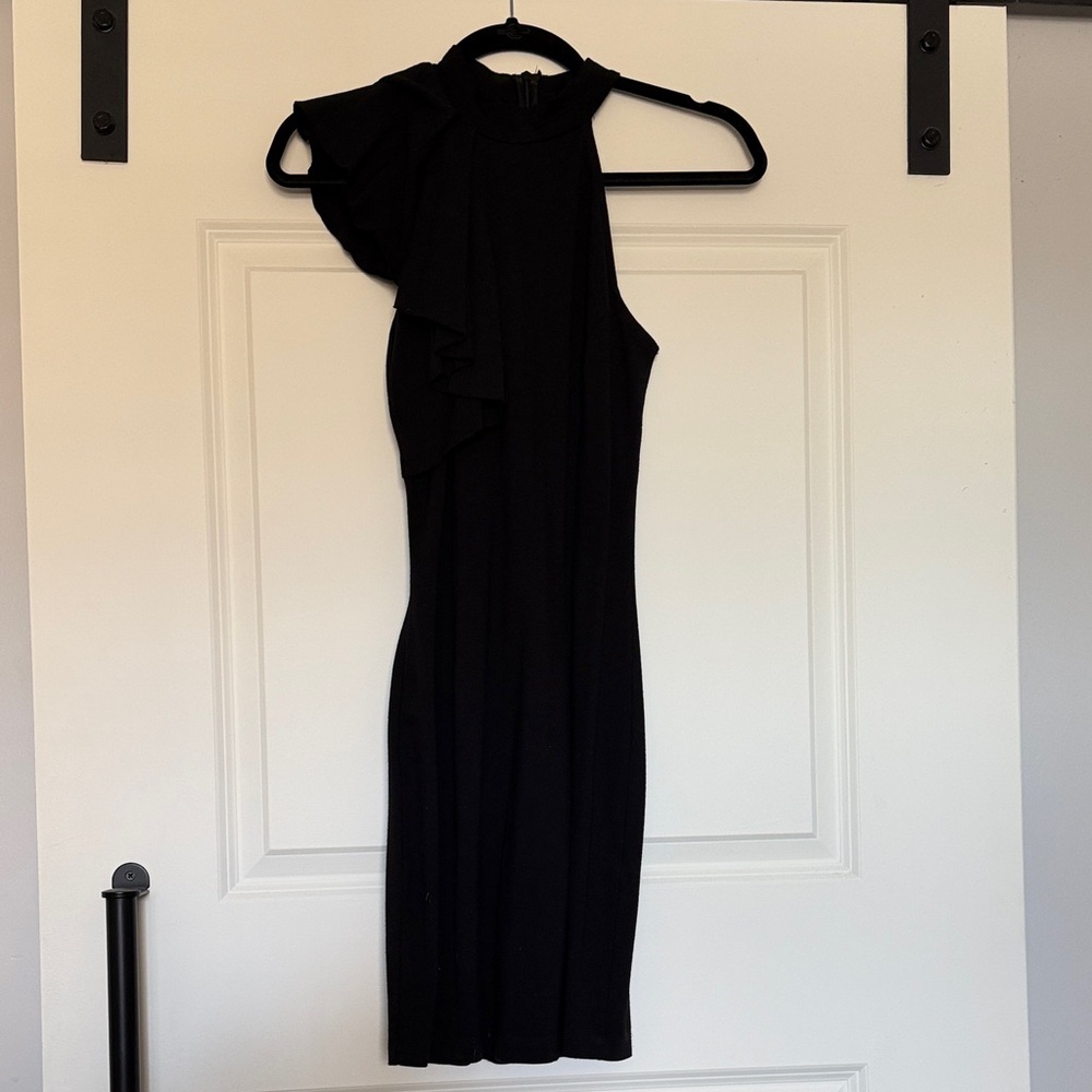 Lulu’s Bodycon Short Black Sleeveless Dress M